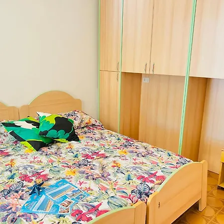 Spacious With Large Balcony Apartamento