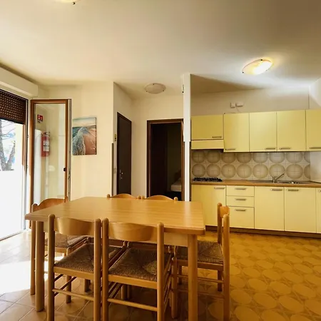 Daire Spacious With Large Balcony *