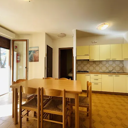 Spacious With Large Balcony Apartament