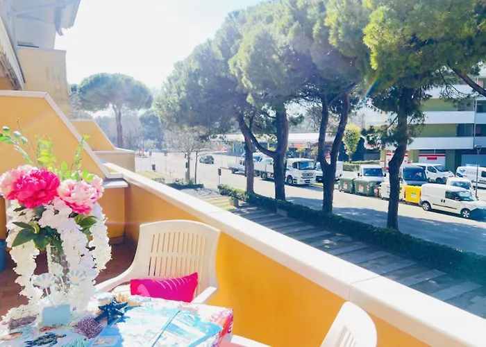 Spacious With Large Balcony Daire Bibione